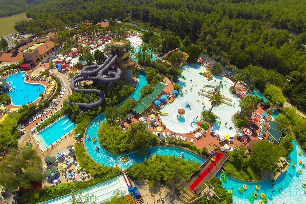 Water Park & Aqua Pool